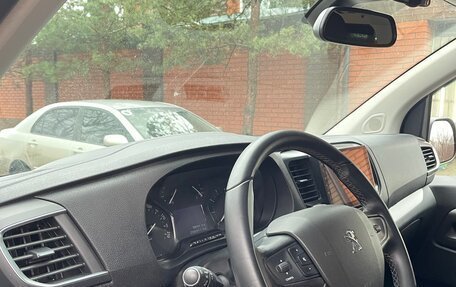 Peugeot Traveller I, 2021 год, 2 799 999 рублей, 8 фотография