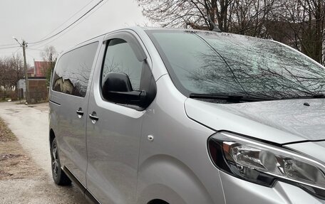 Peugeot Traveller I, 2021 год, 2 799 999 рублей, 6 фотография