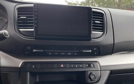 Peugeot Traveller I, 2021 год, 2 799 999 рублей, 10 фотография