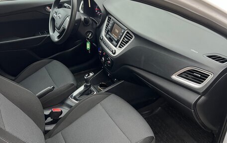 Hyundai Solaris II рестайлинг, 2021 год, 1 499 999 рублей, 14 фотография