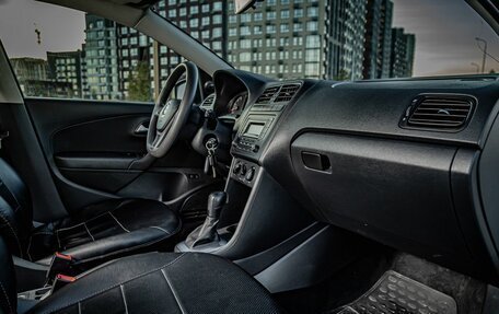 Volkswagen Polo VI (EU Market), 2018 год, 1 057 500 рублей, 22 фотография