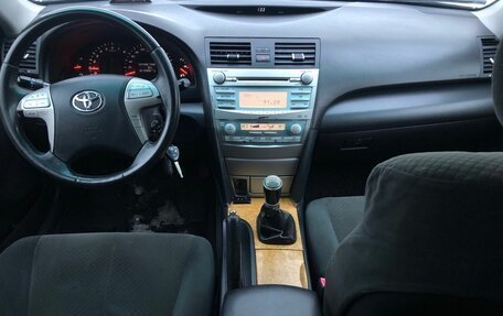 Toyota Camry, 2006 год, 544 000 рублей, 11 фотография