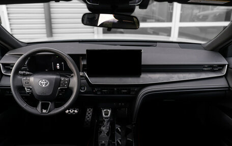 Toyota Camry, 2025 год, 4 990 000 рублей, 4 фотография