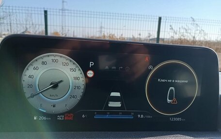 Hyundai Staria, 2022 год, 4 300 000 рублей, 8 фотография