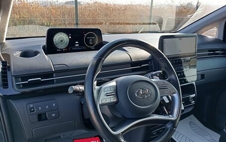 Hyundai Staria, 2022 год, 4 300 000 рублей, 7 фотография