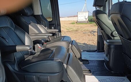 Hyundai Staria, 2022 год, 4 300 000 рублей, 12 фотография