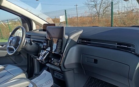 Hyundai Staria, 2022 год, 4 300 000 рублей, 22 фотография