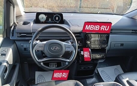 Hyundai Staria, 2022 год, 4 300 000 рублей, 6 фотография