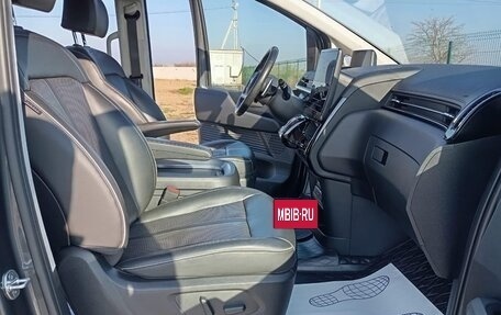 Hyundai Staria, 2022 год, 4 300 000 рублей, 16 фотография