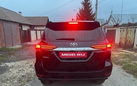 Toyota Fortuner II, 2020 год, 2 850 000 рублей, 4 фотография