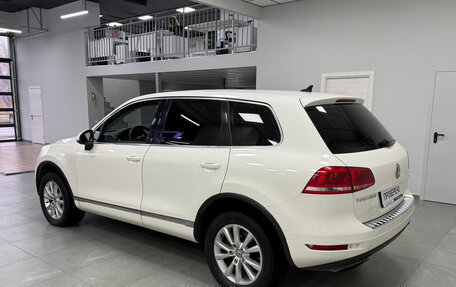 Volkswagen Touareg III, 2010 год, 1 650 000 рублей, 4 фотография
