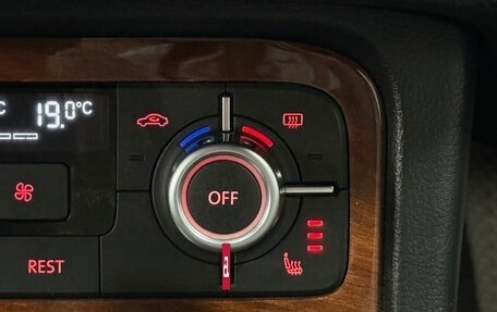 Volkswagen Touareg III, 2010 год, 1 650 000 рублей, 12 фотография