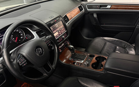 Volkswagen Touareg III, 2010 год, 1 650 000 рублей, 13 фотография