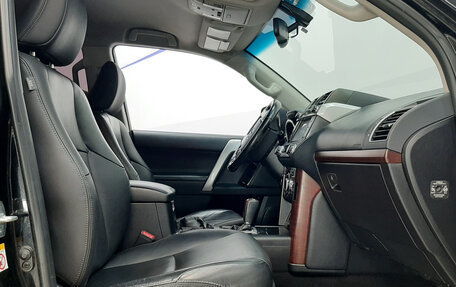 Toyota Land Cruiser Prado 150 рестайлинг 2, 2015 год, 3 250 000 рублей, 11 фотография