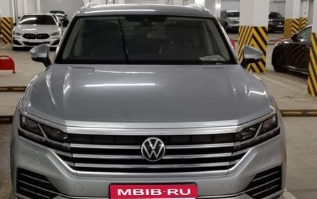 Volkswagen Touareg III, 2022 год, 2 000 000 рублей, 1 фотография