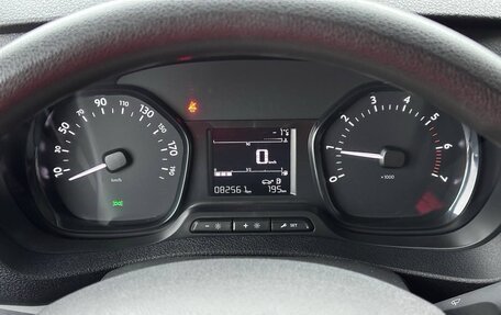 Opel Vivaro, 2021 год, 2 290 000 рублей, 20 фотография