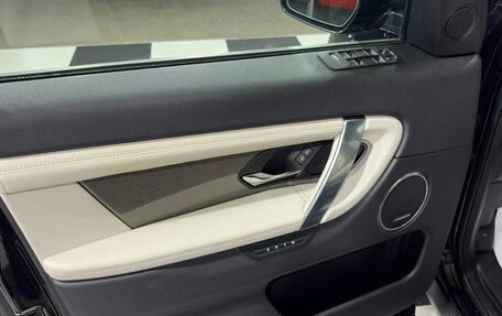 Land Rover Discovery Sport I рестайлинг, 2019 год, 3 449 000 рублей, 8 фотография