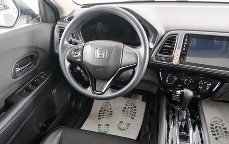 Honda Vezel, 2020 год, 2 249 000 рублей, 10 фотография