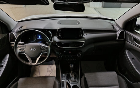 Hyundai Tucson III, 2019 год, 2 200 000 рублей, 10 фотография