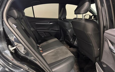 Toyota Camry, 2024 год, 4 035 000 рублей, 18 фотография