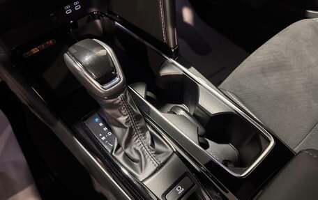 Toyota Camry, 2024 год, 4 035 000 рублей, 24 фотография