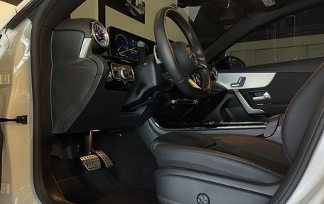 Mercedes-Benz CLA, 2023 год, 5 630 000 рублей, 9 фотография