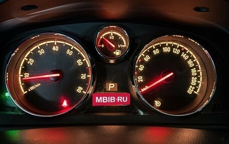 Opel Antara I, 2013 год, 1 265 000 рублей, 18 фотография