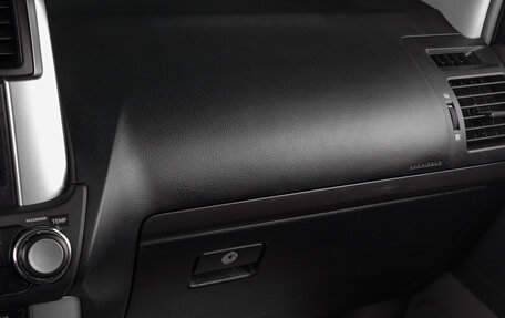 Toyota Land Cruiser Prado 150 рестайлинг 2, 2010 год, 2 929 000 рублей, 14 фотография