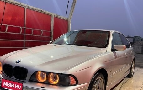 BMW 5 серия, 2002 год, 500 000 рублей, 1 фотография