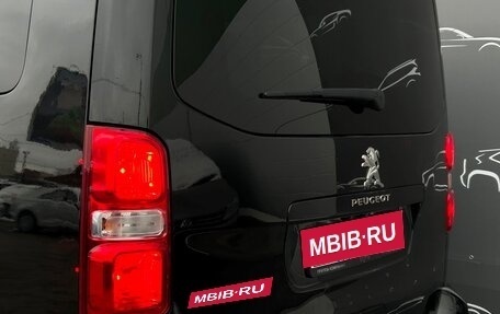 Peugeot Traveller I, 2019 год, 2 992 700 рублей, 29 фотография