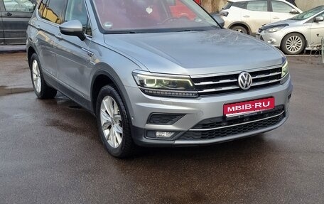 Volkswagen Tiguan II, 2020 год, 2 900 000 рублей, 1 фотография