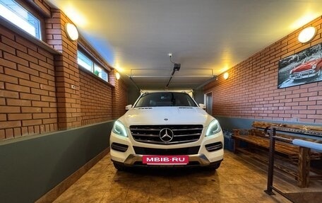 Mercedes-Benz M-Класс, 2014 год, 3 050 000 рублей, 2 фотография