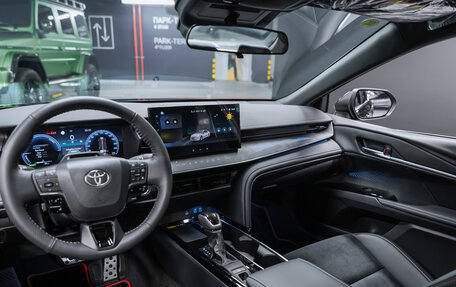 Toyota Camry, 2025 год, 4 800 000 рублей, 9 фотография