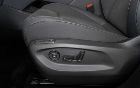 Volkswagen Tiguan, 2025 год, 5 200 000 рублей, 23 фотография