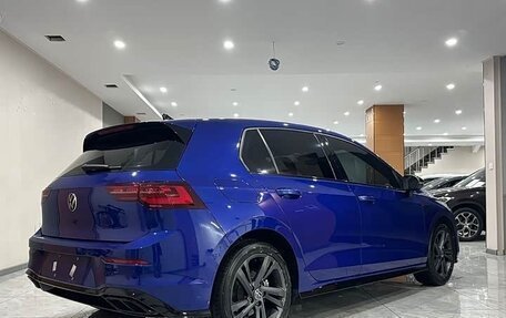 Volkswagen Golf VIII, 2022 год, 2 230 000 рублей, 4 фотография