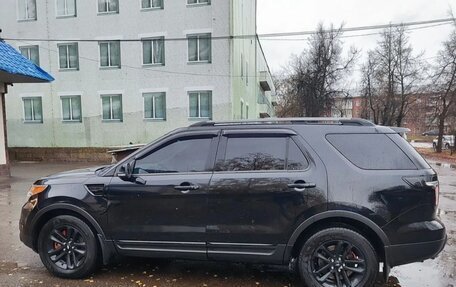Ford Explorer VI, 2013 год, 2 200 000 рублей, 3 фотография