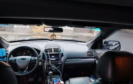 Ford Explorer VI, 2013 год, 2 200 000 рублей, 8 фотография