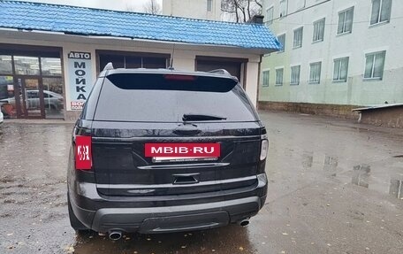 Ford Explorer VI, 2013 год, 2 200 000 рублей, 6 фотография