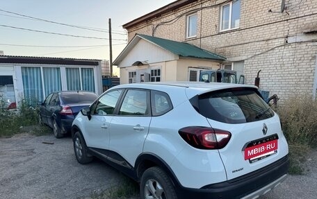 Renault Kaptur I рестайлинг, 2019 год, 1 050 000 рублей, 3 фотография