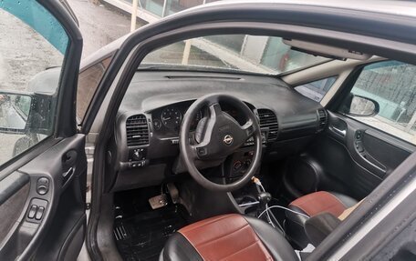 Opel Zafira A рестайлинг, 2003 год, 200 000 рублей, 3 фотография