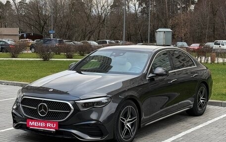 Mercedes-Benz E-Класс, 2024 год, 8 900 000 рублей, 3 фотография