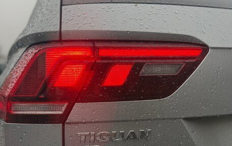 Volkswagen Tiguan II, 2021 год, 2 800 000 рублей, 2 фотография