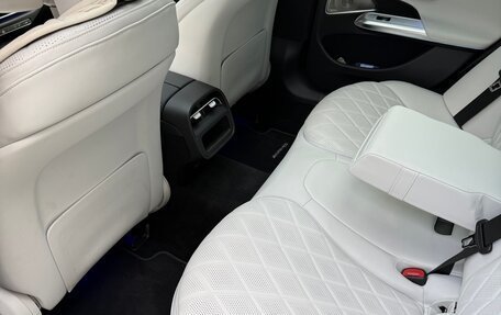 Mercedes-Benz E-Класс, 2024 год, 8 900 000 рублей, 14 фотография