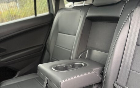 Volkswagen Tiguan II, 2021 год, 2 800 000 рублей, 10 фотография