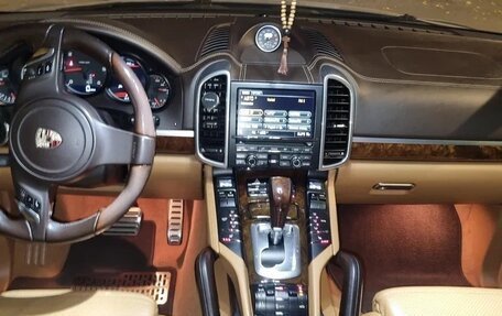 Porsche Cayenne III, 2011 год, 2 800 000 рублей, 8 фотография