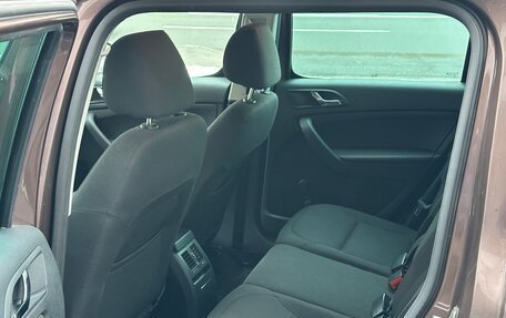 Skoda Yeti I рестайлинг, 2014 год, 950 000 рублей, 28 фотография