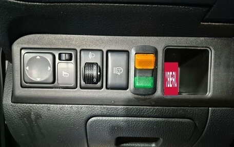 Nissan Note II рестайлинг, 2008 год, 585 000 рублей, 17 фотография