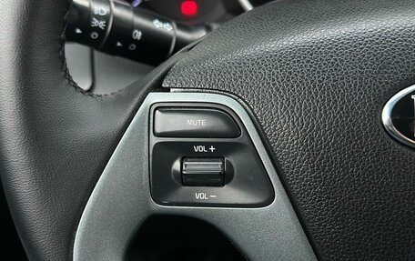 KIA Rio III рестайлинг, 2017 год, 849 000 рублей, 17 фотография