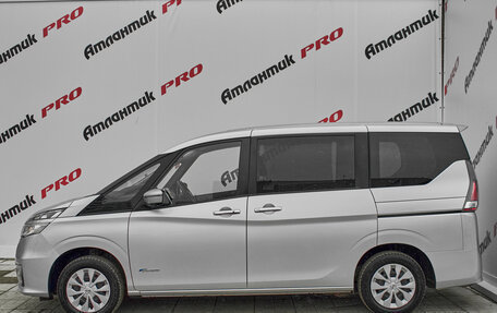 Nissan Serena IV, 2018 год, 2 140 000 рублей, 11 фотография