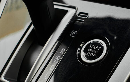 Nissan Serena IV, 2018 год, 2 140 000 рублей, 21 фотография